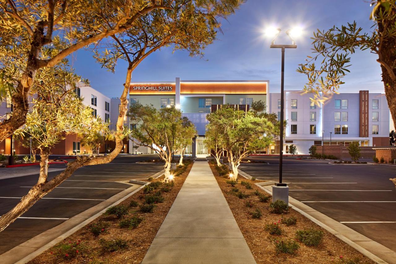 Springhill Suites By Marriott Los Angeles Downey Exterior photo